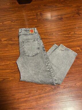 Empyre Men's Grey Washed Relaxed Jeans missing front button